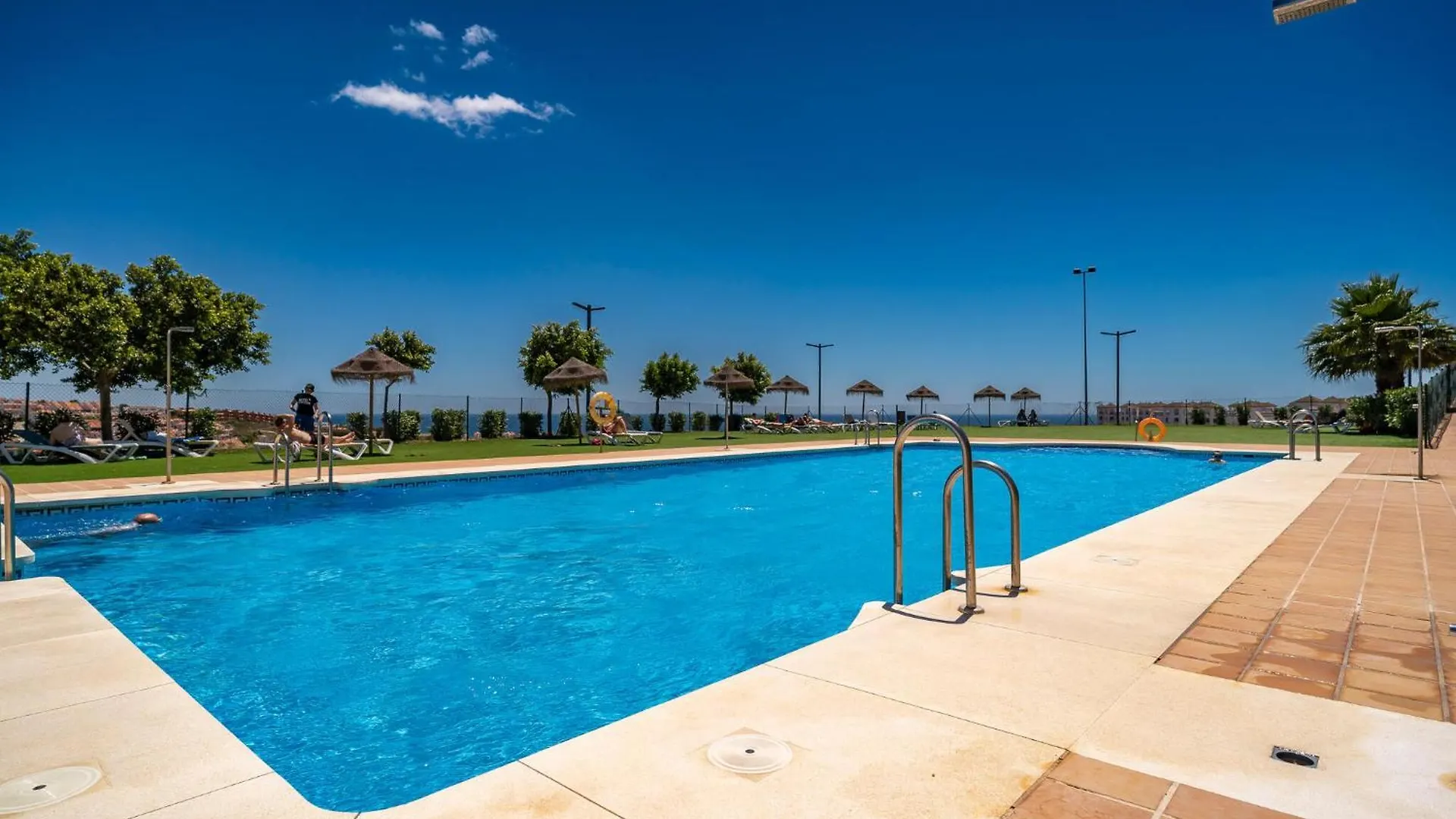 Awesome Apartment In Manilva With Kitchen